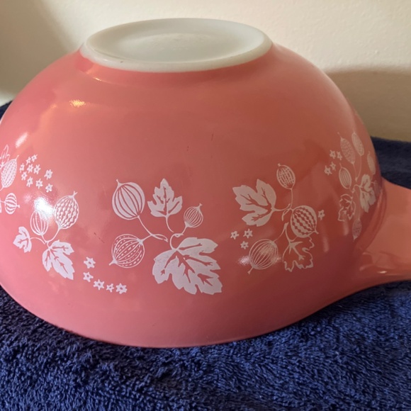 Gooseberry Pyrex VTG Pink #444 Mixing Bowl - Picture 7 of 10